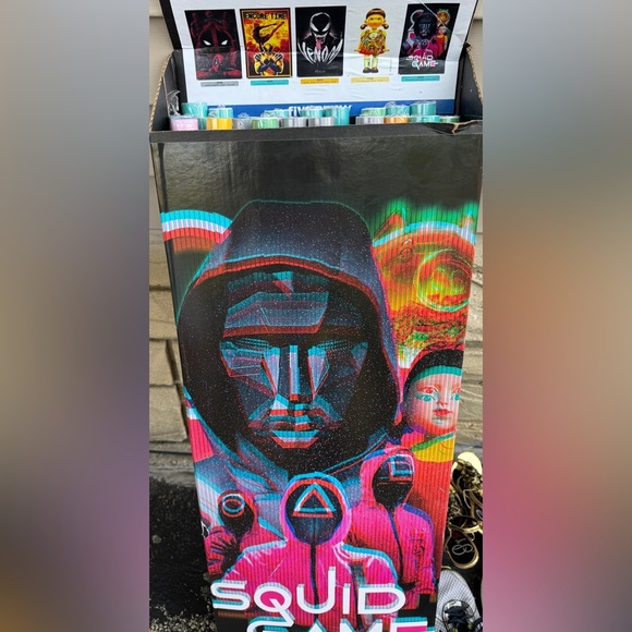 Squid Game (Netflix) season 2 - Group Glitch poster. 22.375 x 34 inches. New - Picture 1 of 4